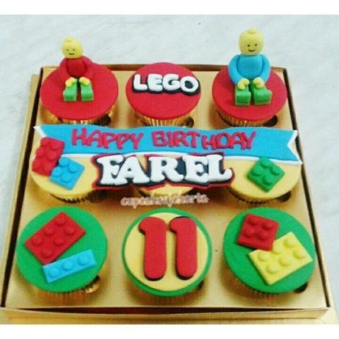 lego-bday-cupcake-mar