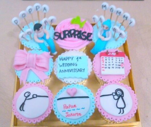 8 Cupcake Anniversary Paling Romantis